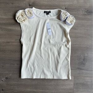 NWT Vintage rib rosette T-shirt - size small - ivory